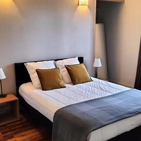 Holiday home Spacieux A Saint-leon Avec Clim Et Parking - Fr-1-489-437 *
