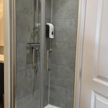 Spacieux A Saint-leon Avec Clim Et Parking - Fr-1-489-437 Holiday home *
