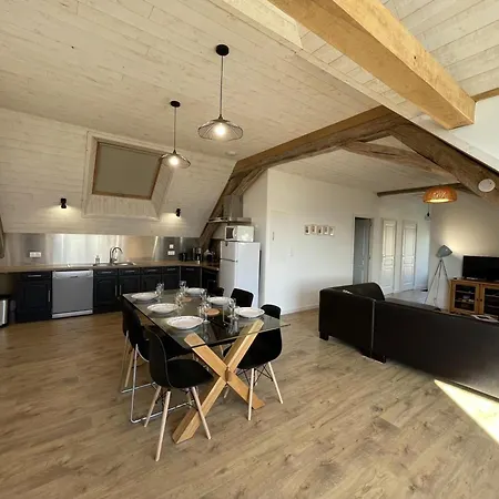 Spacieux A Saint-leon Avec Clim Et Parking - Fr-1-489-437 *